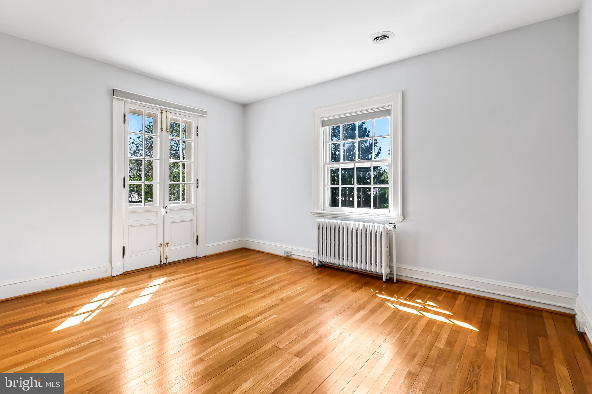 7 Wendover Road Baltimore, MD 21218 - Photo 50 of 95 Bedroom 3 on level 2, bright & sunny