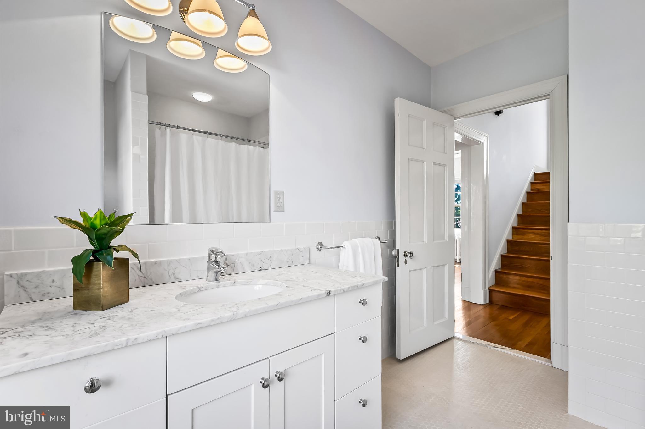 7 Wendover Road Baltimore, MD 21218 - Photo 54 of 95 Second of two full baths on level 2