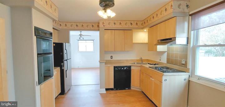 228 Kenwood Road Pasadena, MD 21122 - Photo 11 of 27 Gallery Image 11