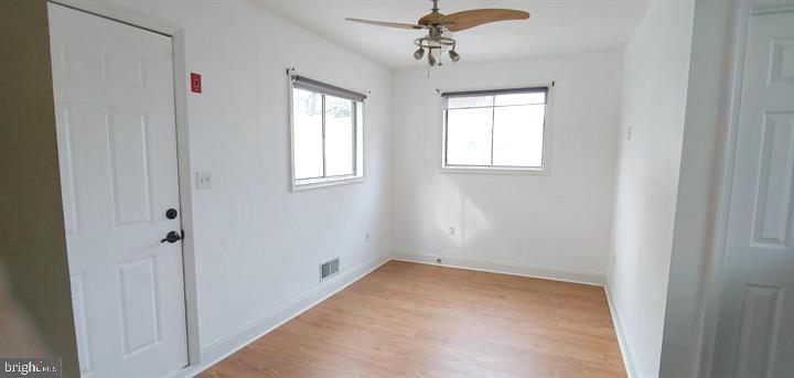 228 Kenwood Road Pasadena, MD 21122 - Photo 12 of 27 Gallery Image 12
