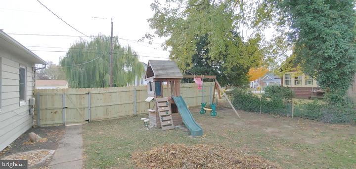 228 Kenwood Road Pasadena, MD 21122 - Photo 24 of 27 Gallery Image 24