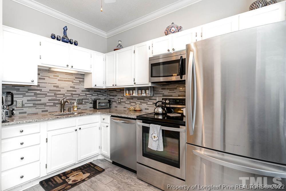 6129 Highcastle Court Raleigh, NC 27613 - Photo 2 of 23 Gallery Image 2