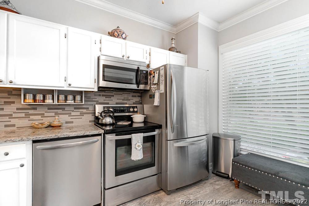 6129 Highcastle Court Raleigh, NC 27613 - Photo 3 of 23 Gallery Image 3