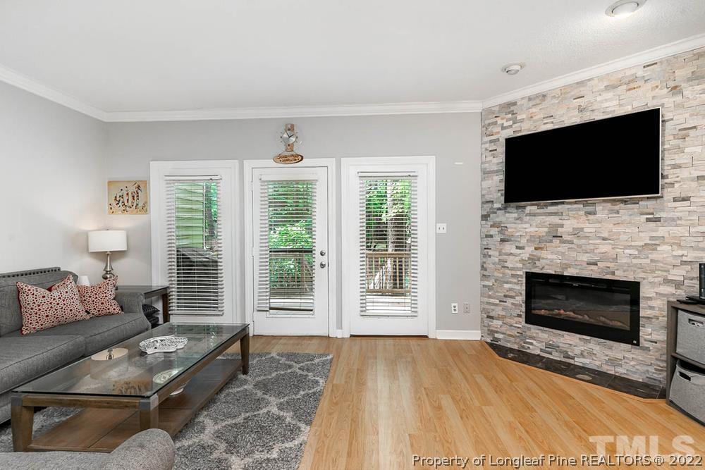 6129 Highcastle Court Raleigh, NC 27613 - Photo 7 of 23 Gallery Image 7