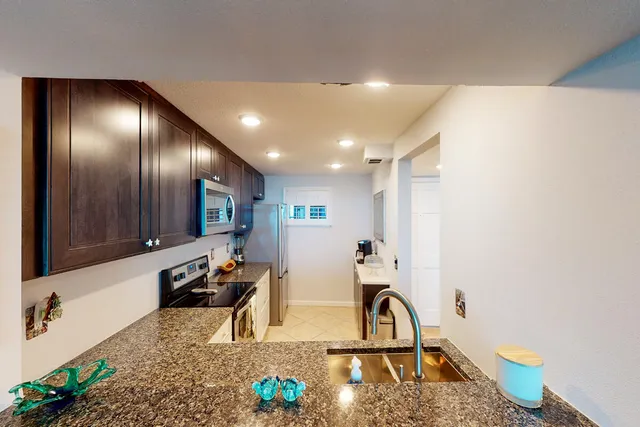 $4,000 | 1175 Florida A1A, Unit 307, Satellite Beach, FL 32937