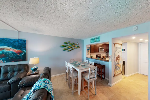 $4,000 | 1175 Florida A1A, Unit 307, Satellite Beach, FL 32937