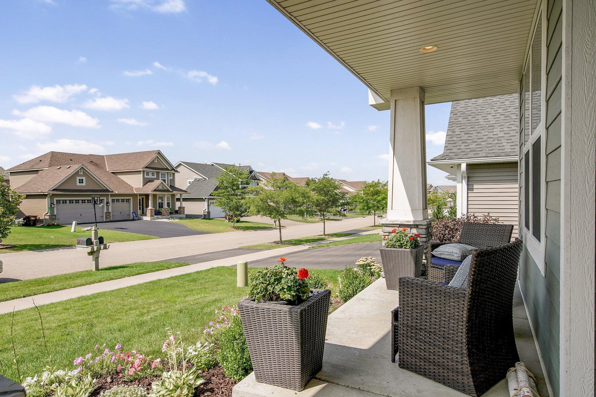 3315 Ridgestone Way Woodbury, MN 55129 - Photo 4 of 39