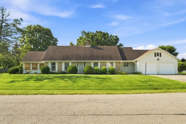$415,000 | 1213 Countryside Drive, Washington Court House, OH 43160