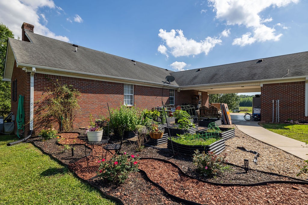 187 North Old Military Road Summertown, TN 38483 - Photo 26 of 36