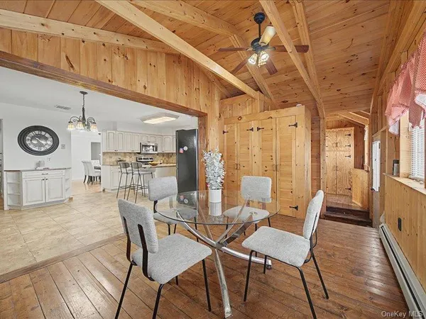 $849,999 | 4 Debbie Court, Chester, NY 10918