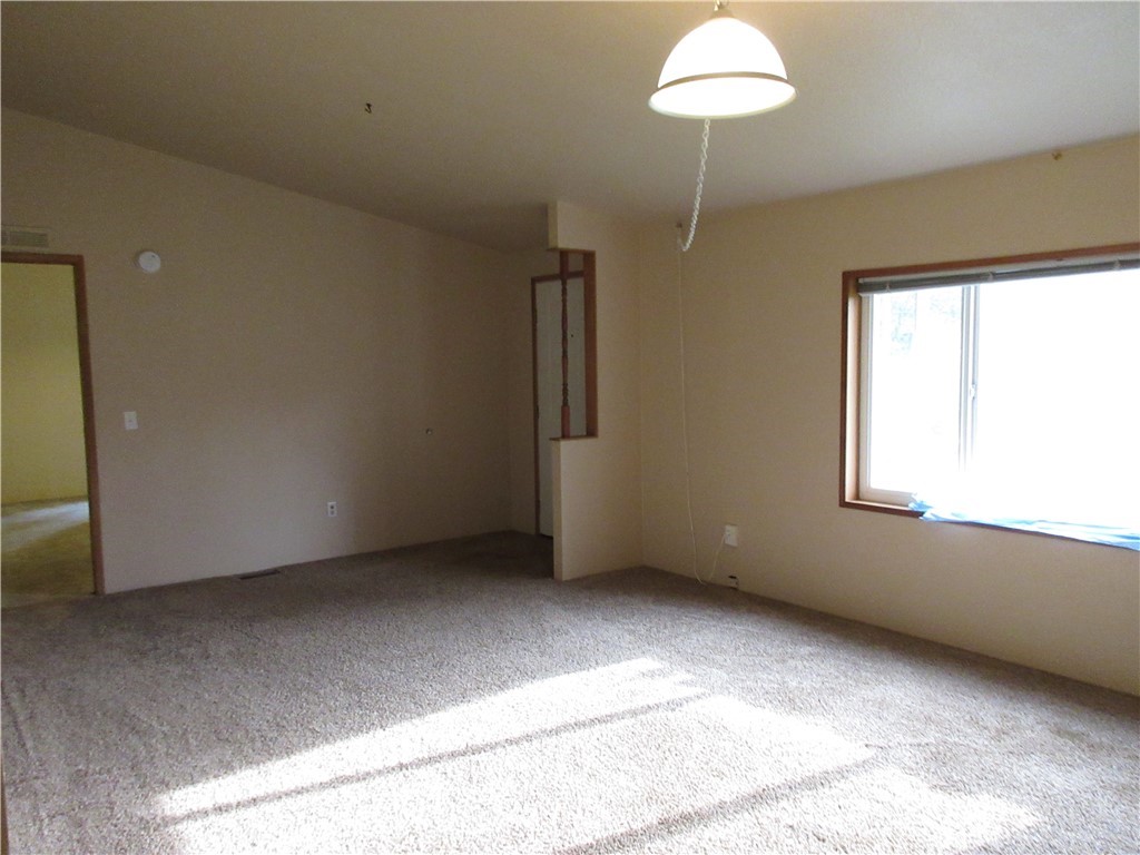 363 Hawkins Road Winlock, WA 98596 - Photo 10 of 25