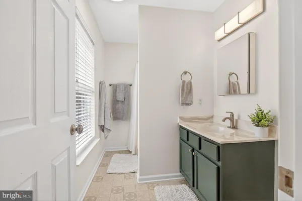 $325,000 | 573 Pointe Drive, Harrisonburg, VA 22801