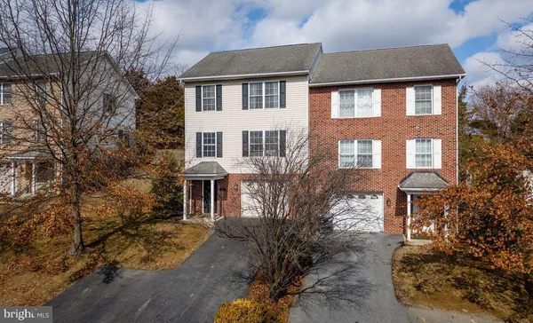 $325,000 | 573 Pointe Drive, Harrisonburg, VA 22801