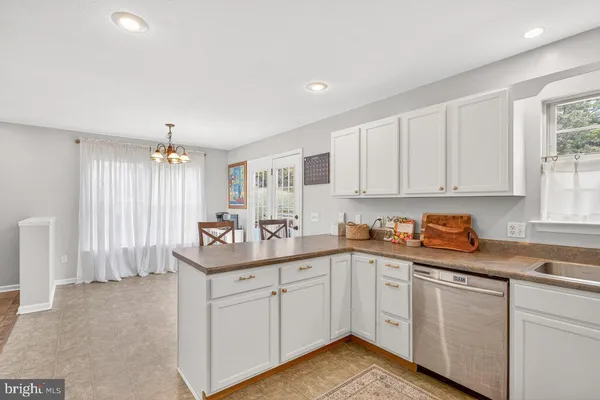 $325,000 | 573 Pointe Drive, Harrisonburg, VA 22801