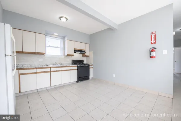 $1,850 | 436 Filmore Street, Unit 1, Riverside, NJ 08075