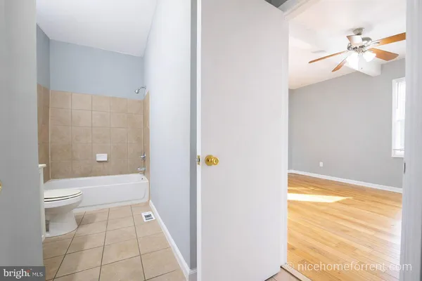$1,850 | 436 Filmore Street, Unit 1, Riverside, NJ 08075