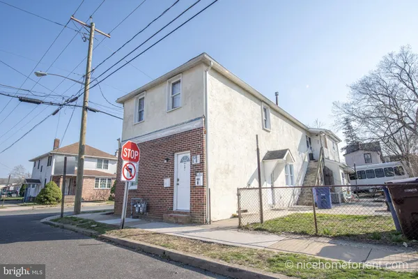 $1,850 | 436 Filmore Street, Unit 1, Riverside, NJ 08075