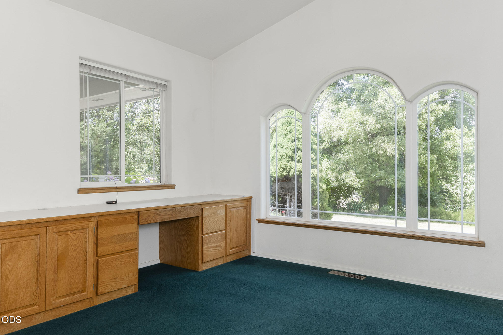 279 Ridgefield Road Grants Pass, OR 97527 - Photo 23 of 62