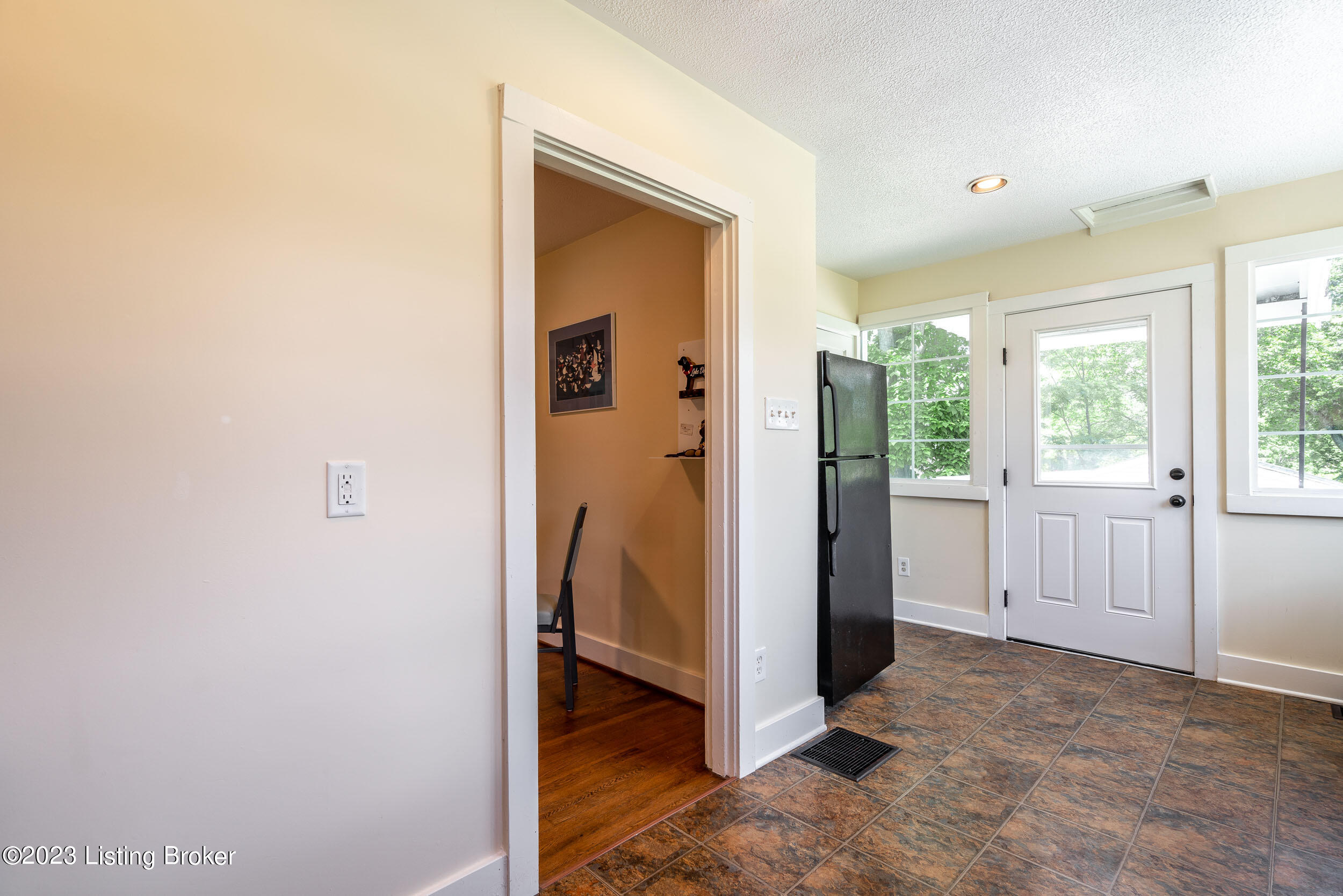 4402 Billtown Road Louisville, KY 40299 - Photo 19 of 34 4402 Billtown Rd-029