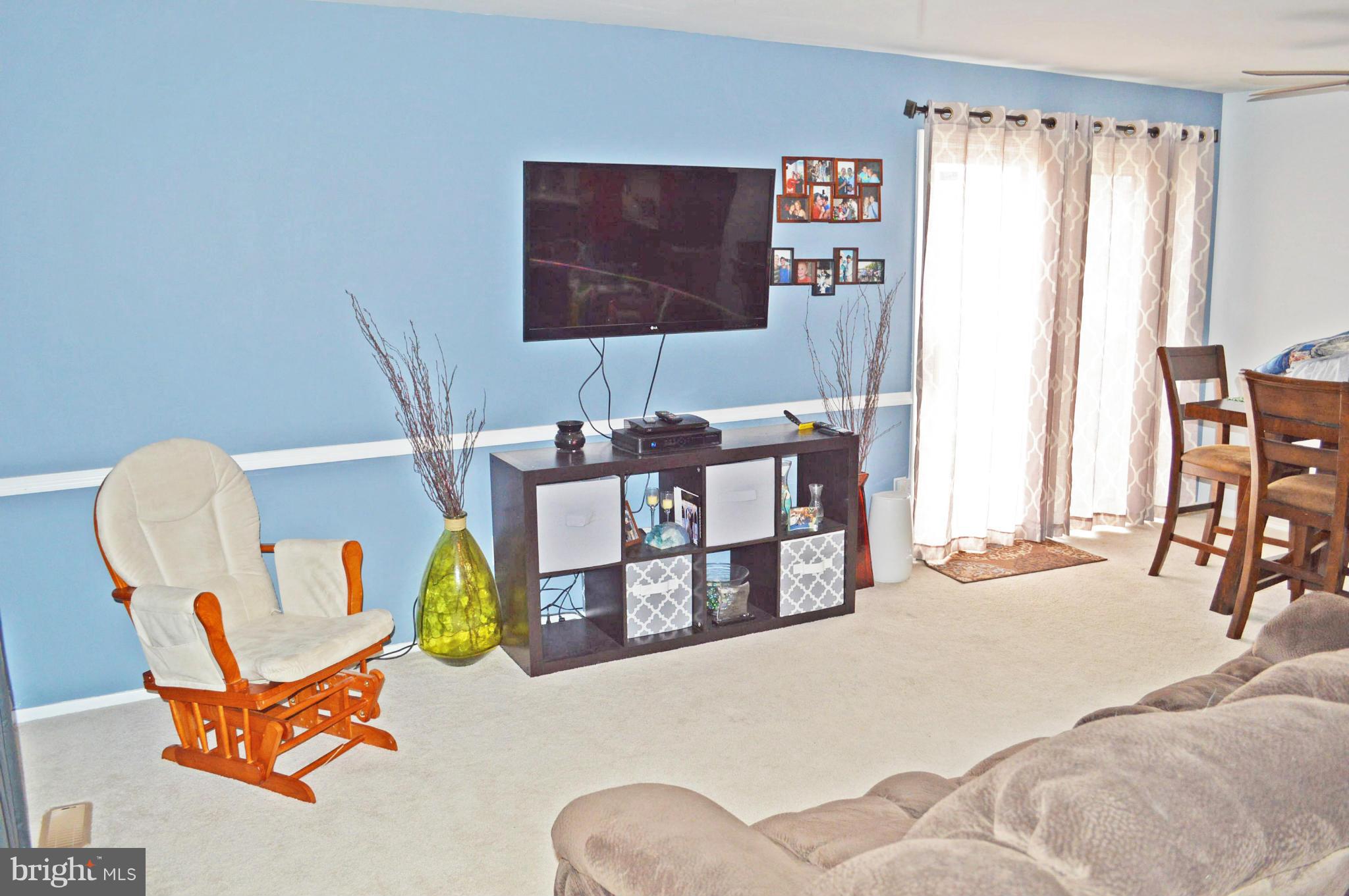 7761 Notley Road Pasadena, MD 21122 - Photo 2 of 25 Family Room