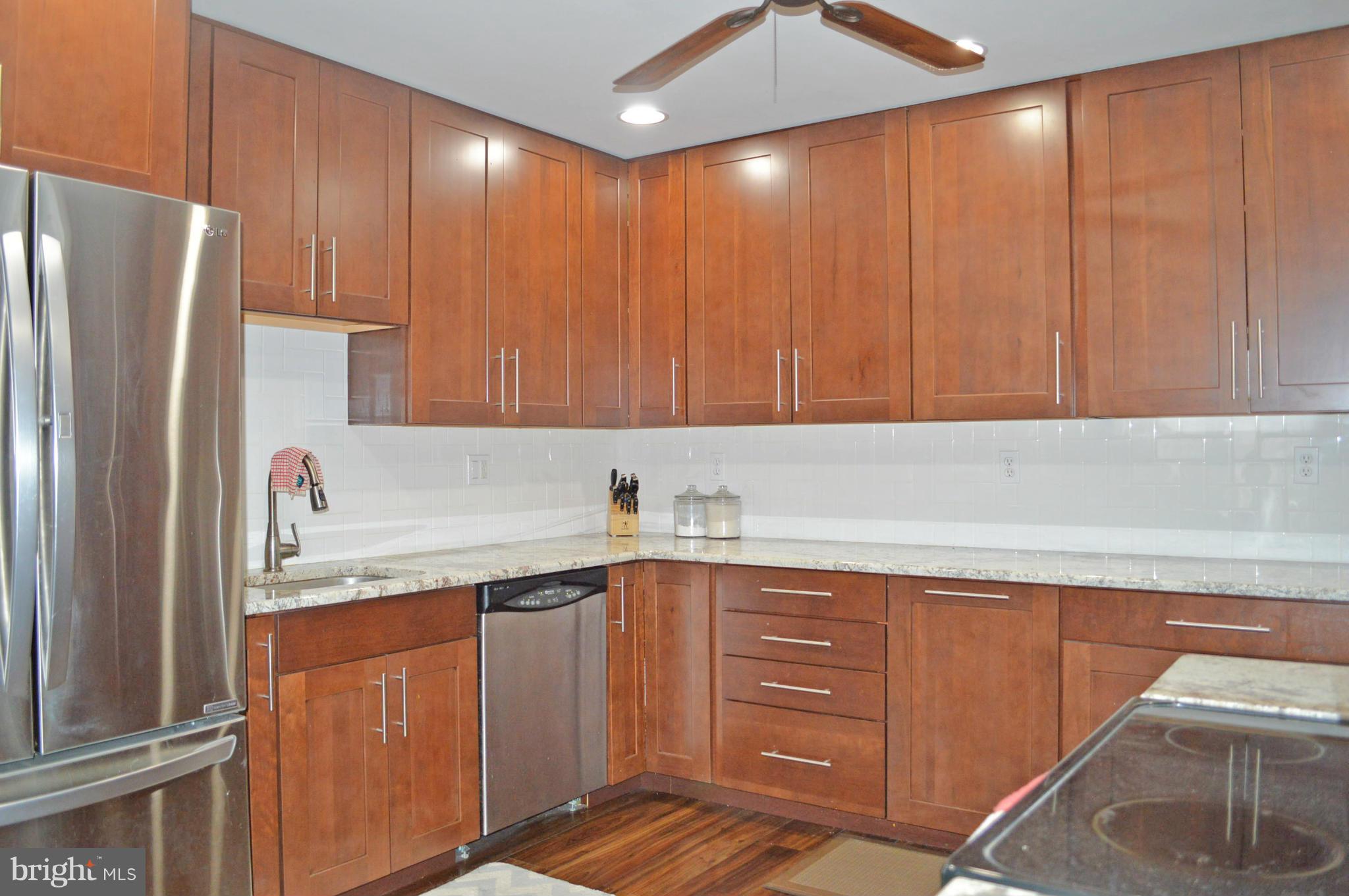 7761 Notley Road Pasadena, MD 21122 - Photo 5 of 25 Kitchen