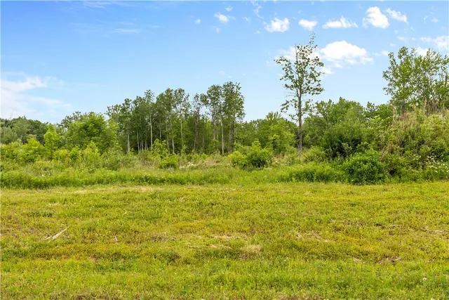 $859,900 | 16 Forest Ridge Trail, Parma, NY 14559