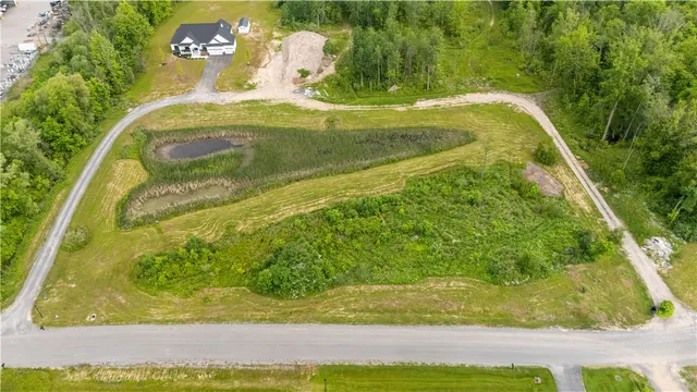 $859,900 | 16 Forest Ridge Trail, Parma, NY 14559