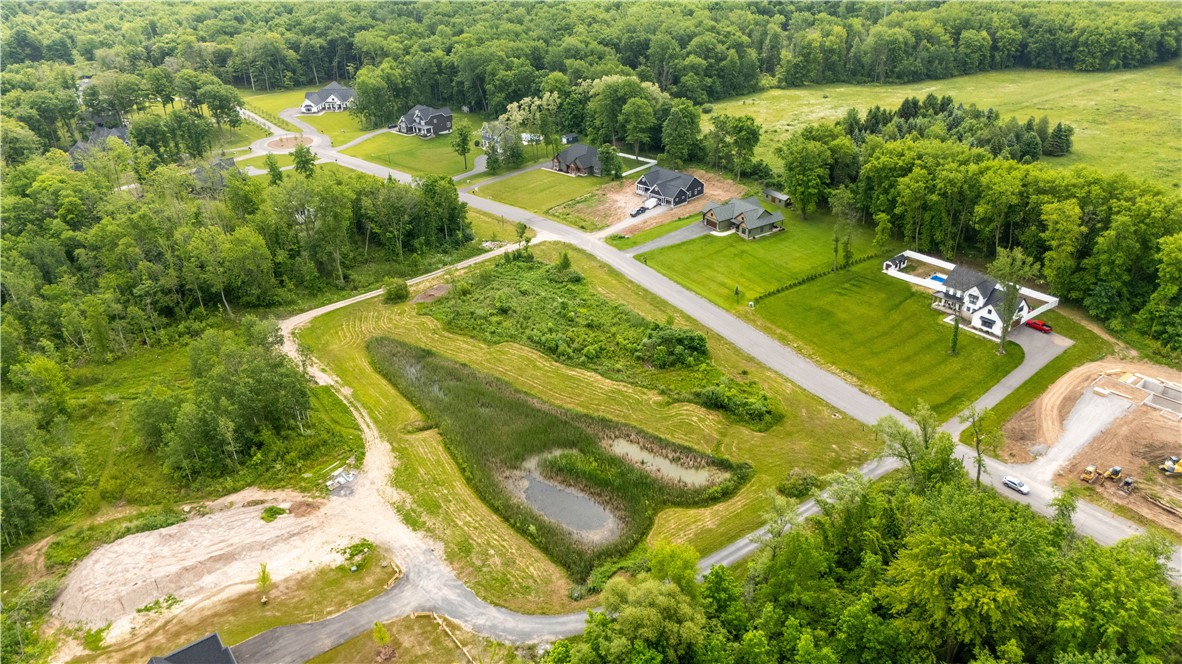 16 Forest Ridge Trail Parma, NY 14559 - Photo 8 of 12