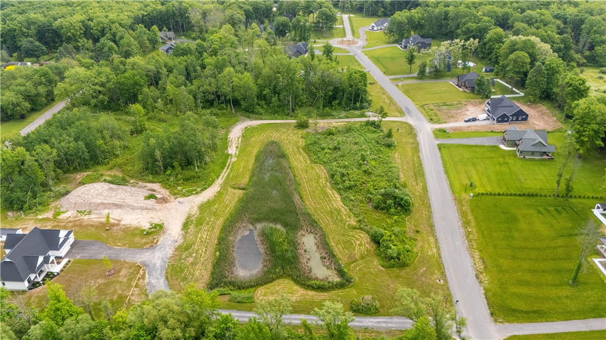 16 Forest Ridge Trail Parma, NY 14559 - Photo 9 of 12