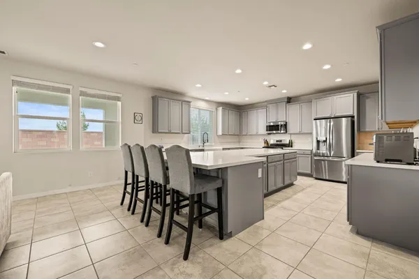 $715,000 | 4040 Aura Way, Rancho Cordova, CA 95742