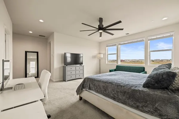 $715,000 | 4040 Aura Way, Rancho Cordova, CA 95742