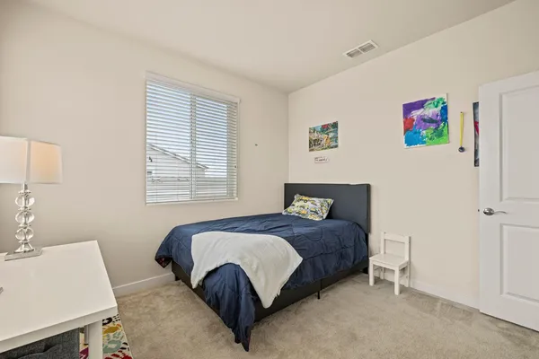 $715,000 | 4040 Aura Way, Rancho Cordova, CA 95742