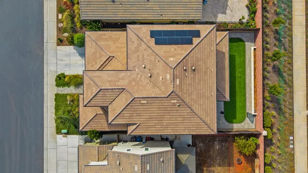 $715,000 | 4040 Aura Way, Rancho Cordova, CA 95742