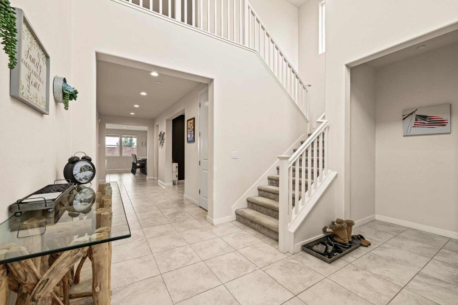 4040 Aura Way Rancho Cordova, CA 95742 - Photo 6 of 49 a view of a hallway with seating area