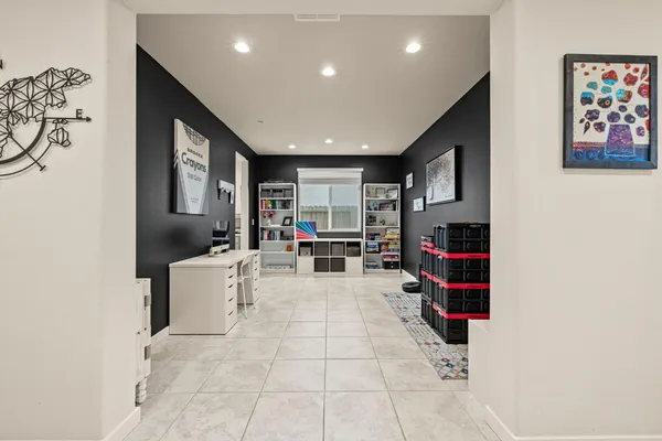 $715,000 | 4040 Aura Way, Rancho Cordova, CA 95742