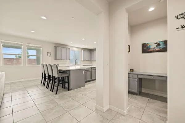 $715,000 | 4040 Aura Way, Rancho Cordova, CA 95742