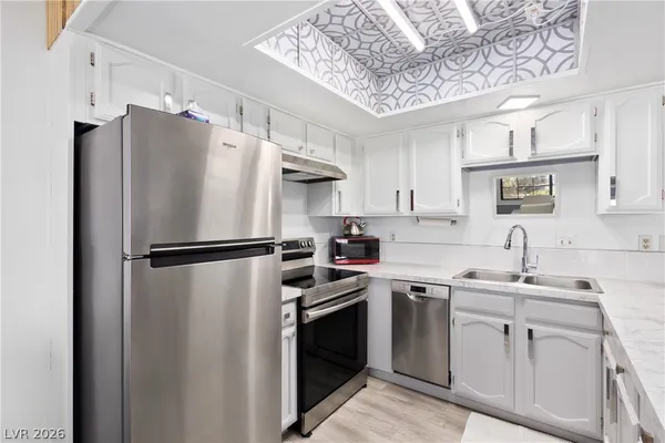 $194,500 | 4291 Sanderling Circle, Unit 124, Las Vegas, NV 89103