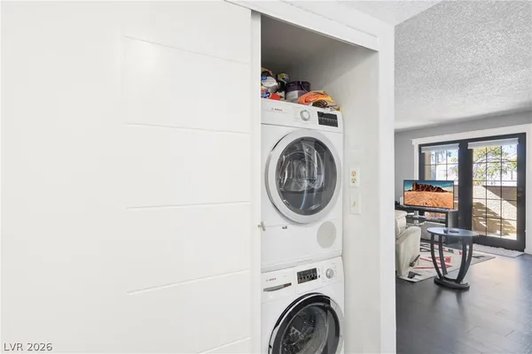 $194,500 | 4291 Sanderling Circle, Unit 124, Las Vegas, NV 89103
