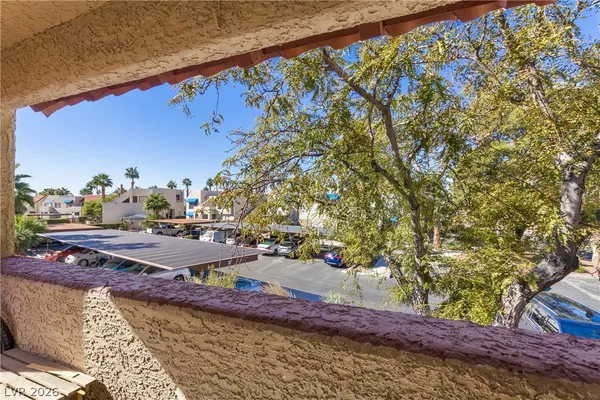 $194,500 | 4291 Sanderling Circle, Unit 124, Las Vegas, NV 89103