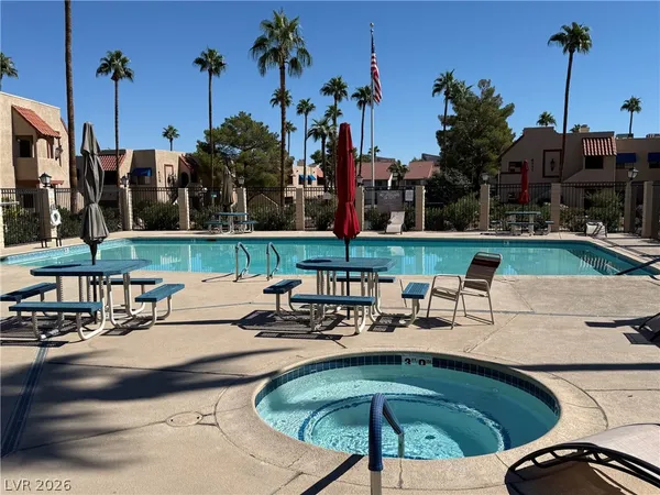 $194,500 | 4291 Sanderling Circle, Unit 124, Las Vegas, NV 89103