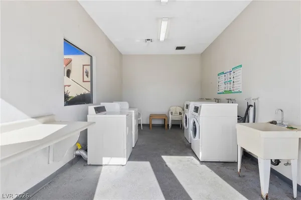 $194,500 | 4291 Sanderling Circle, Unit 124, Las Vegas, NV 89103