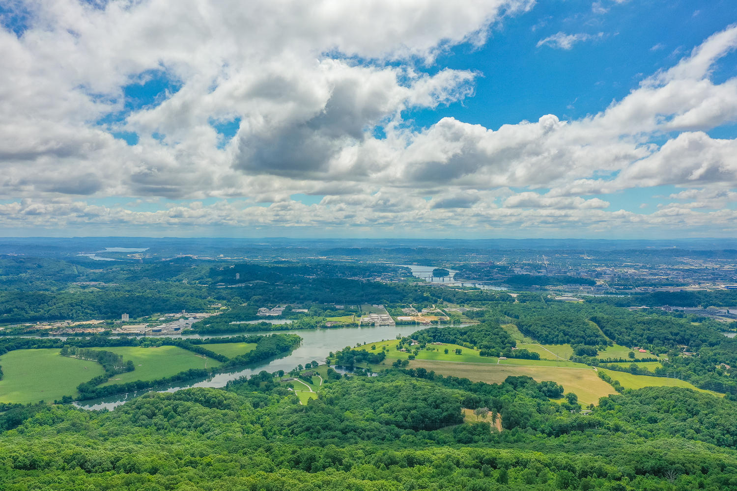 1124 Cumberland Road Chattanooga, TN 37419 - Photo 11 of 26 4320 Nestledown & Property Aerials HD -1