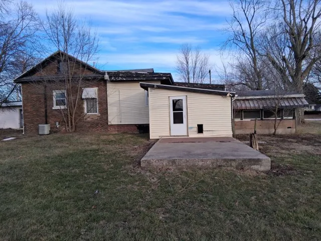 $73,000 | 129 Prairie, Greenfield, IL 62044