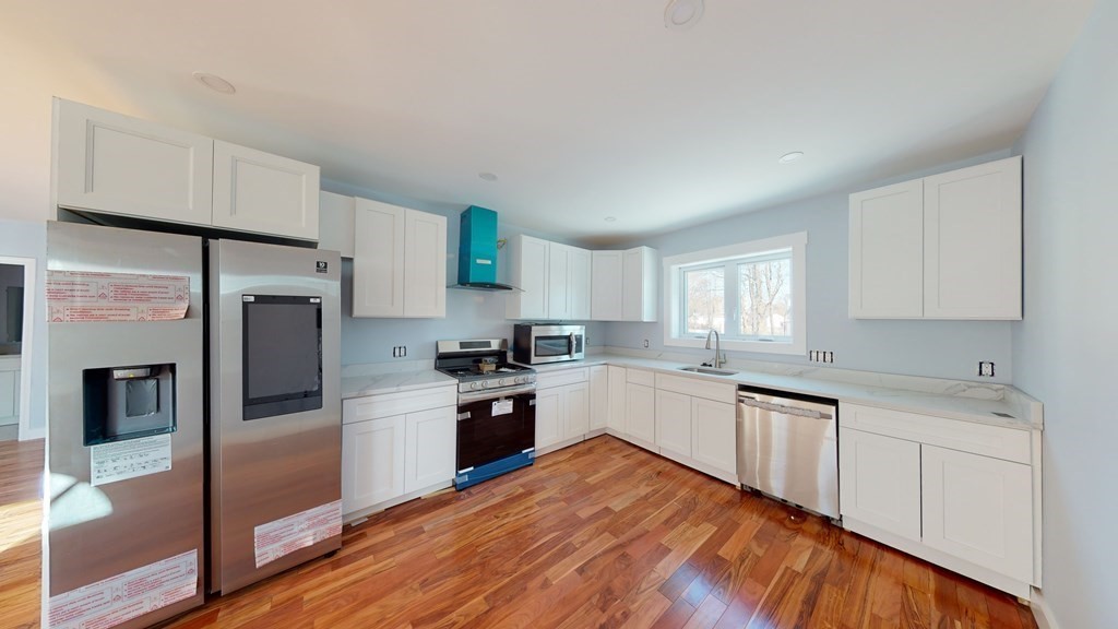 110 Union Street Franklin, MA 02038 - Photo 4 of 33