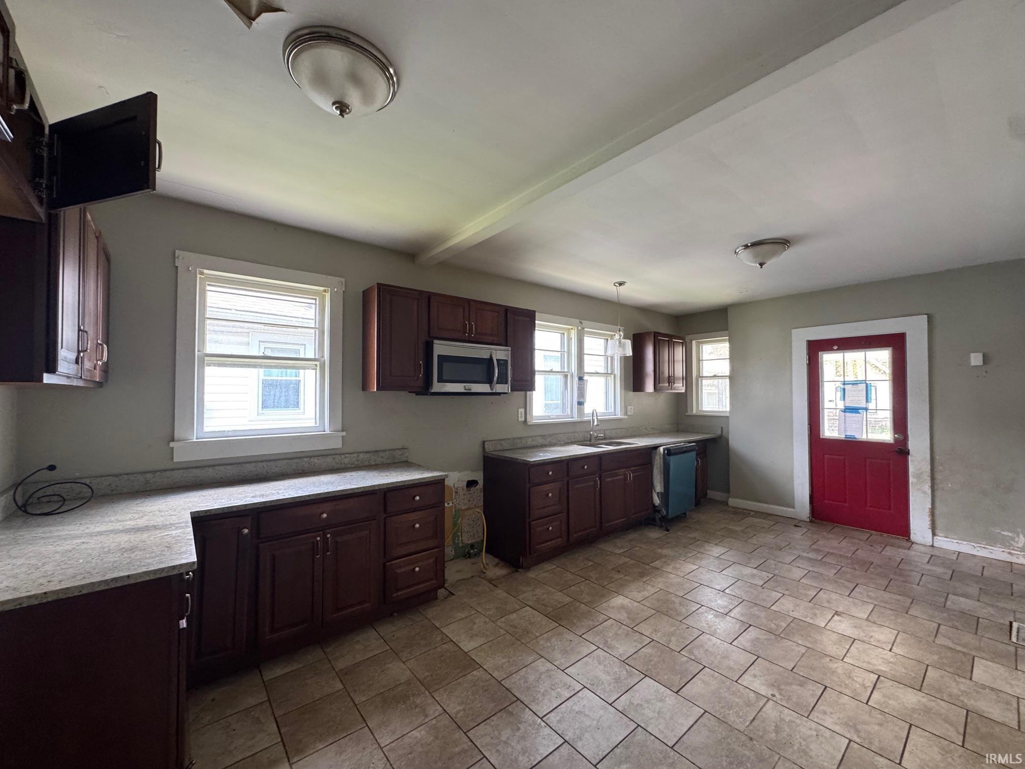 128 West 6th Street Peru, IN 46970 - Photo 3 of 8