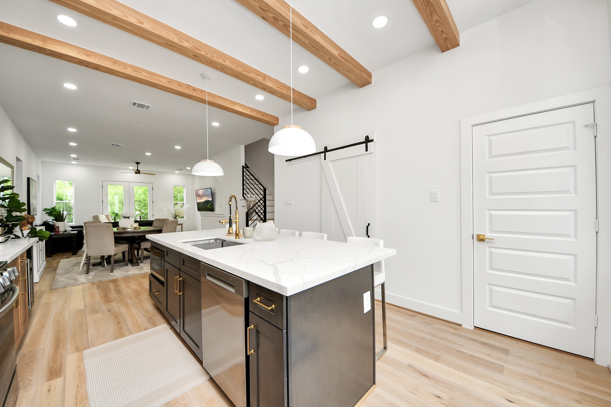 2211 Bevis Street Houston, TX 77008 - Photo 19 of 34