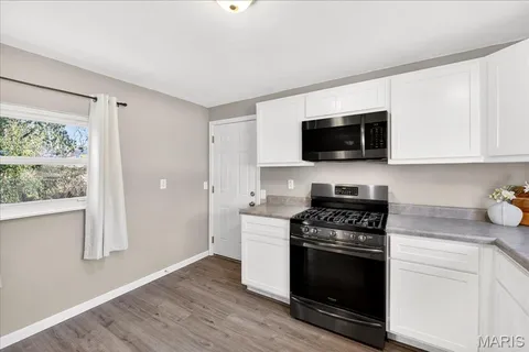 $200,000 | 13 Melody Lane South, St. Charles, MO 63303