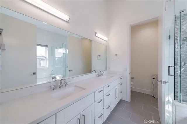 $7,500 | 146 East 18th Street, Costa Mesa, CA 92627