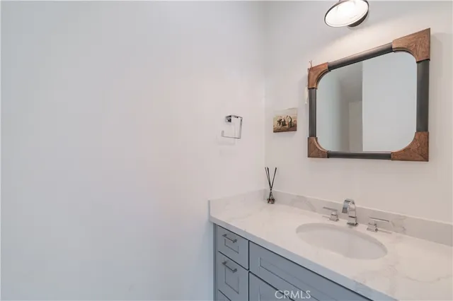 $7,500 | 146 East 18th Street, Costa Mesa, CA 92627