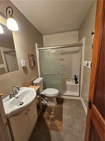 $90,000 | 710 Pottawatomie Street, Hiawatha, KS 66434